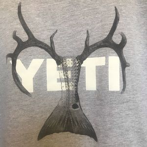 Men’s YETI tee